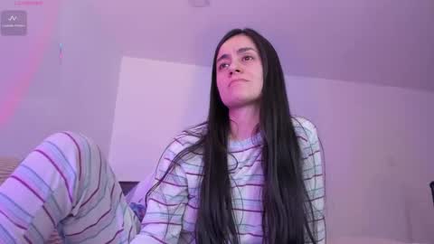 Elena online show from 02-25-25, 01:09