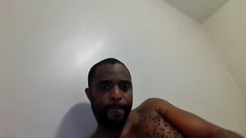 Snapshot of guessssmymiddlename chatting on 05-22-26, 04:19 guessssmymiddlename online show from 05-22-26, 04:19