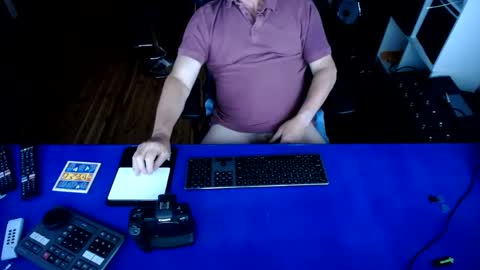 Snapshot of guesswhatigot2 chatting on 12-14-24, 10:45 guesswhatigot2 online show from 12-14-24, 10:45