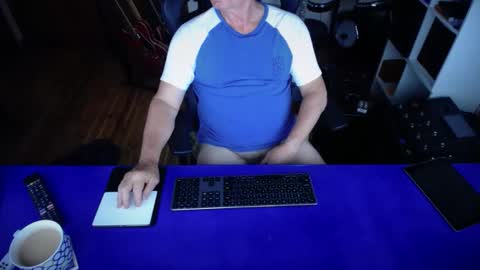 Snapshot of guesswhatigot2 chatting on 02-26-25, 08:48 guesswhatigot2 online show from 02-26-25, 08:48