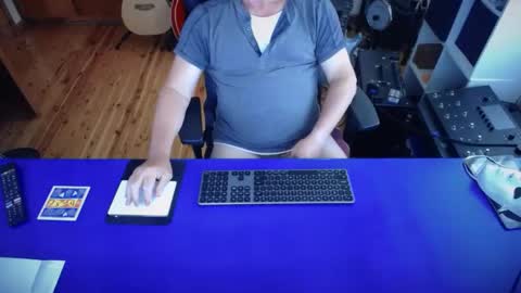 Snapshot of guesswhatigot2 chatting on 03-02-25, 07:21 guesswhatigot2 online show from 03-02-25, 07:21