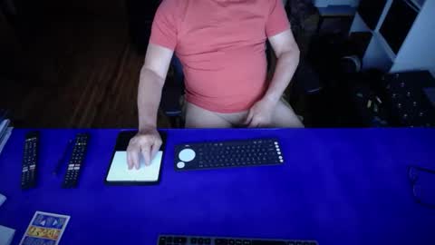 Snapshot of guesswhatigot2 chatting on 10-10-25, 09:08 guesswhatigot2 online show from 10-10-25, 09:08