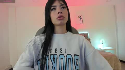 Snapshot of guggahell chatting on 03-01-26, 12:07 Guggahell online show from 03-01-26, 12:07