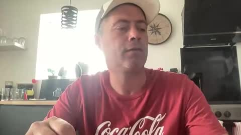 guil0 online show from 09-08-25, 06:51