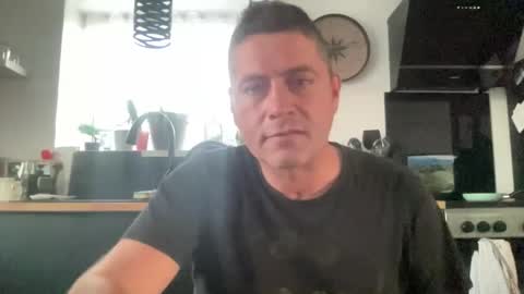 guil0 online show from 10-01-25, 09:10