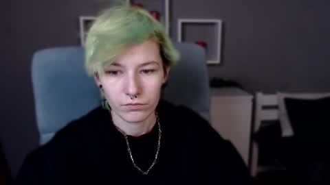 Snapshot of guitarandangell chatting on 11-01-25, 11:12 guitarandangell online show from 11-01-25, 11:12