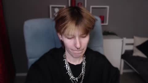 guitarandangell online show from 03-11-26, 01:06