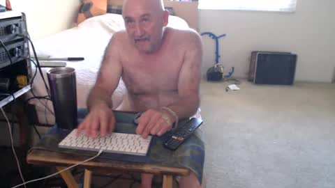 Snapshot of guitarsexgod2 chatting on 06-20-26, 11:07 guitarsexgod2 online show from 06-20-26, 11:07