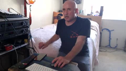 Snapshot of guitarsexgod2 chatting on 06-22-26, 12:13 guitarsexgod2 online show from 06-22-26, 12:13