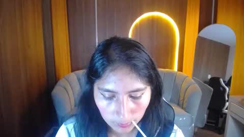 Snapshot of gumball_b chatting on 10-23-25, 04:12 gumball_b online show from 10-23-25, 04:12