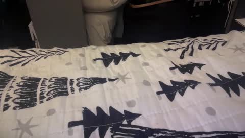 gumbywanna online show from 12-31-24, 01:04