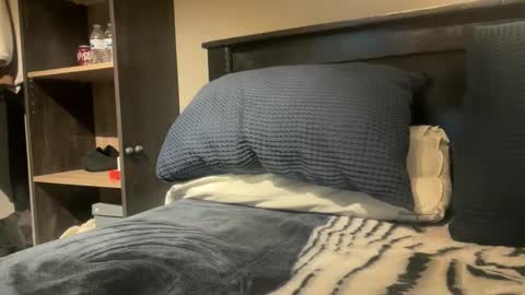 Snapshot of gumbywanna chatting on 02-24-26, 06:44 gumbywanna online show from 02-24-26, 06:44