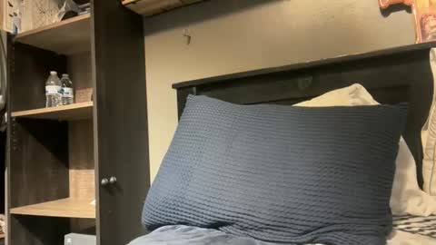 Snapshot of gumbywanna chatting on 03-10-26, 04:50 gumbywanna online show from 03-10-26, 04:50