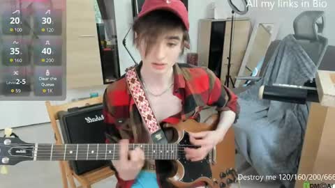 Snapshot of guntermeiner chatting on 05-27-26, 09:17 Gunter online show from 05-27-26, 09:17
