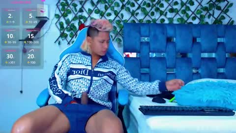 Hakim online show from 02-02-25, 02:24