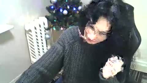 GusumAh online show from 12-31-24, 01:15
