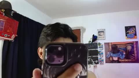 Snapshot of guts_x chatting on 11-20-25, 07:02 Guts online show from 11-20-25, 07:02