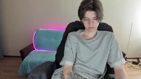 Snapshot of guy_liam1 chatting on 01-04-25, 08:06 guy_liam1 online show from 01-04-25, 08:06