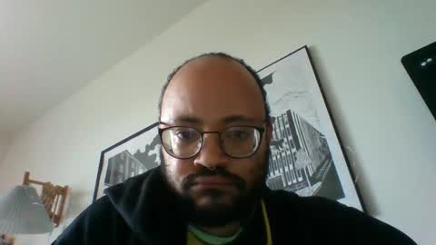 Snapshot of guy_wood15 chatting on 02-25-25, 09:20 guy_wood15 online show from 02-25-25, 09:20