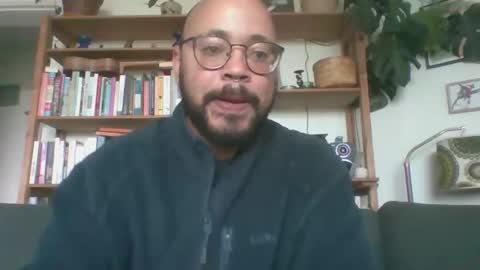 Snapshot of guy_wood15 chatting on 10-21-25, 10:16 guy_wood15 online show from 10-21-25, 10:16