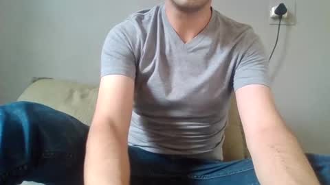 Guy Hardon online show from 12-18-24, 10:40