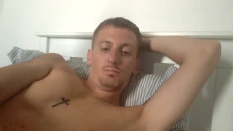 Snapshot of guynextdoor413389 chatting on 07-18-26, 05:28 guynextdoor413389 online show from 07-18-26, 05:28