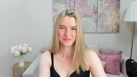 gwensmitt online show from 07-09-26, 09:41