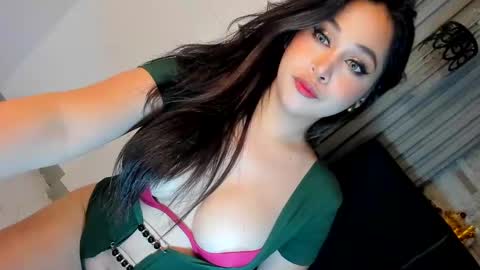 Snapshot of gwynmylove chatting on 12-09-24, 06:01 Gwyn online show from 12-09-24, 06:01