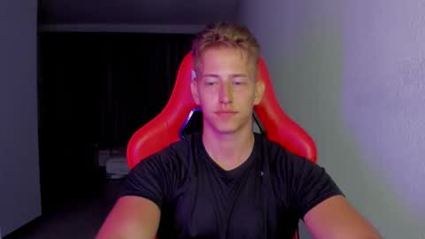 Snapshot of gym_alpha chatting on 11-09-25, 07:34 Oliver online show from 11-09-25, 07:34