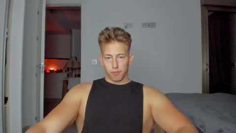 Snapshot of gym_alpha chatting on 12-16-25, 10:15 Oliver online show from 12-16-25, 10:15