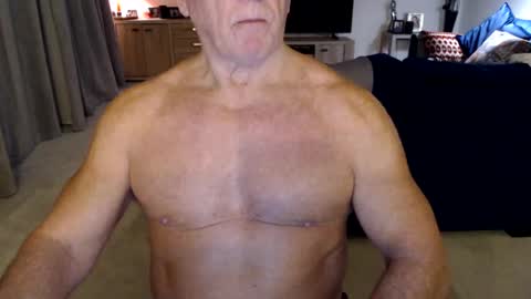 Snapshot of gymguyuk28 chatting on 01-22-25, 05:59 Gymguy online show from 01-22-25, 05:59
