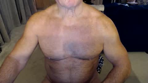 Snapshot of gymguyuk28 chatting on 11-25-25, 10:10 Gymguy online show from 11-25-25, 10:10