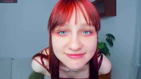 Kelly  Lilly online show from 11-16-25, 06:35