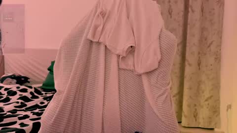 Lana online show from 04-15-26, 08:31