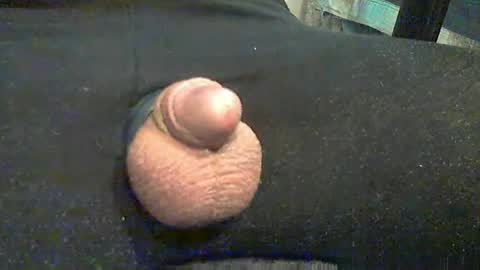 Snapshot of h4rdcock99 chatting on 03-27-26, 01:11 H4rdcock online show from 03-27-26, 01:11