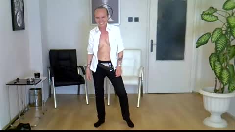H. Blackwood online show from 06-03-26, 06:46