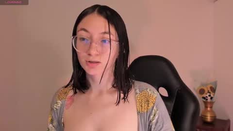 Snapshot of haanna_thompsoon chatting on 01-17-25, 08:44 haanna_thompsoon online show from 01-17-25, 08:44