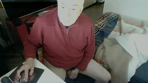 hacknoob62 online show from 01-01-25, 11:05