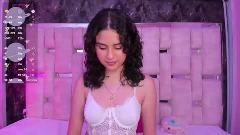 Snapshot of hadakiss chatting on 10-01-25, 02:23 Hada online show from 10-01-25, 02:23