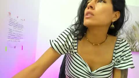 Snapshot of hadeom_ chatting on 10-04-25, 01:20 Hadeom online show from 10-04-25, 01:20