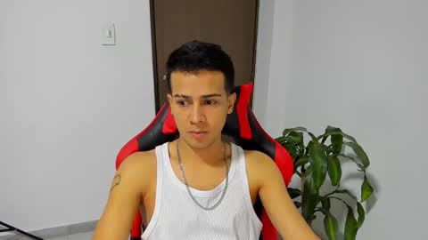 hades_horny_ online show from 04-06-26, 12:52