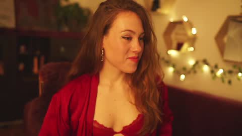 Snapshot of hahayessihaveone chatting on 01-19-25, 09:45 hahayessihaveone online show from 01-19-25, 09:45