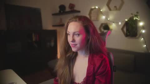 Snapshot of hahayessihaveone chatting on 10-24-25, 08:16 hahayessihaveone online show from 10-24-25, 08:16