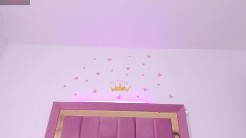 Kendal online show from 01-16-25, 03:24