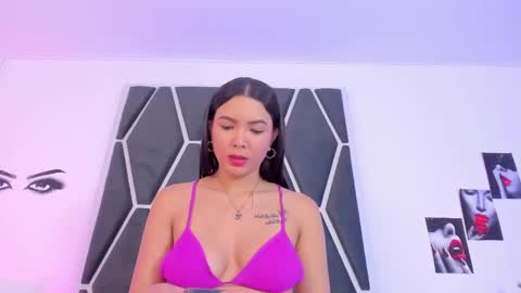 Kendal online show from 03-08-25, 06:37