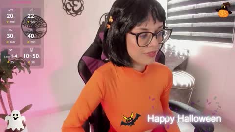 Snapshot of haileebeer_ chatting on 10-31-25, 03:46 Hailee online show from 10-31-25, 03:46