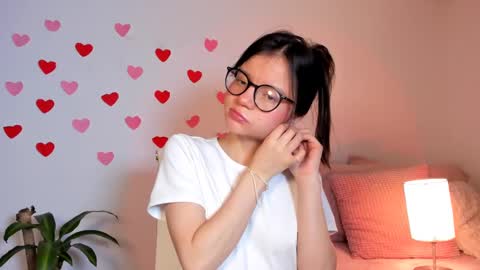 Hailey online show from 03-10-25, 12:51