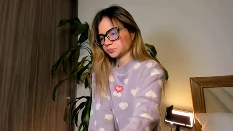 Hailey online show from 02-01-26, 10:52