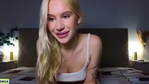 hailey_would online show from 06-12-26, 10:08