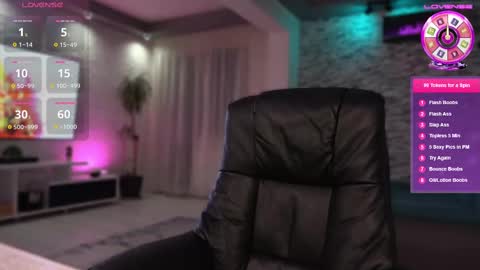 Snapshot of haileygrx chatting on 02-23-25, 06:34 Masha online show from 02-23-25, 06:34